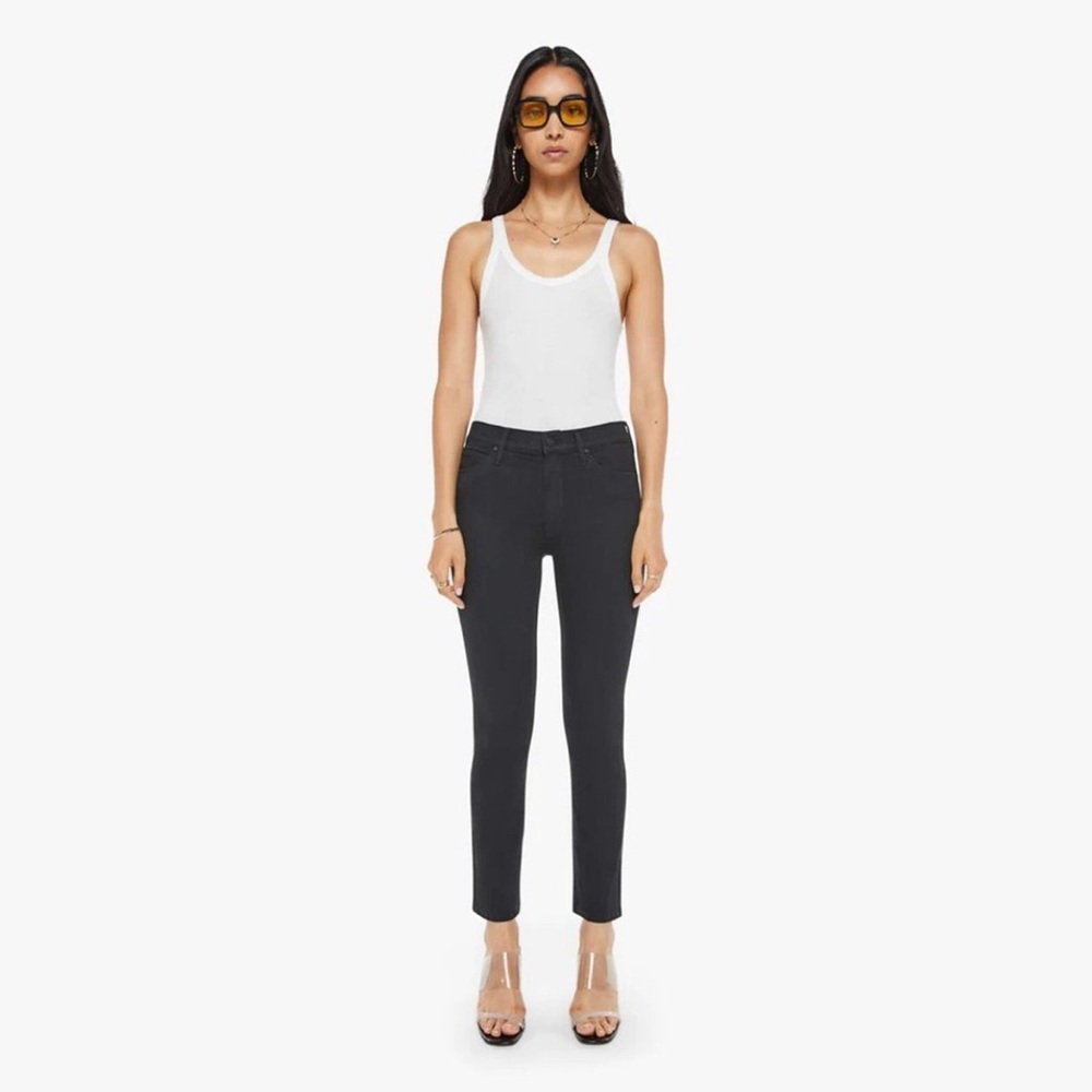MOTHER Mid Rise Dazzler Ankle Jeans in Black⚫️